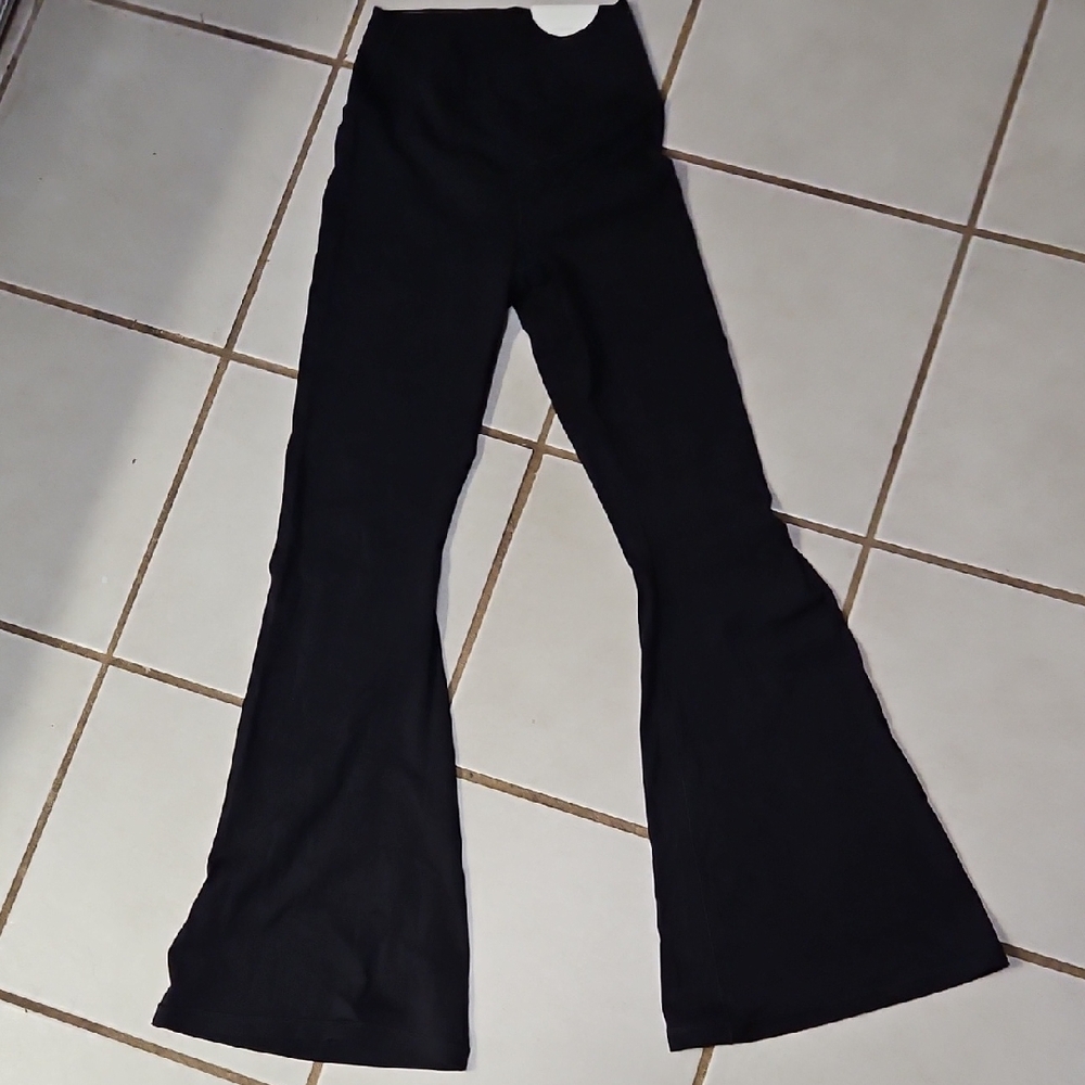 Aerie Women's Black Flare Leggings NWT
